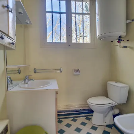 Casa vacanze Maison Jullouville, 3 Pièces, 4 Personnes - Fr-1-361-69 *