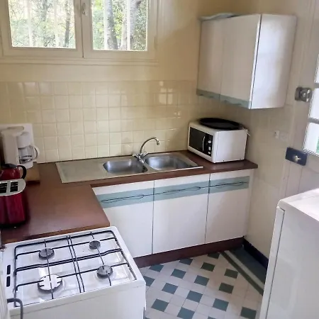 Maison Jullouville, 3 Pièces, 4 Personnes - Fr-1-361-69 Jullouville-les-Pins